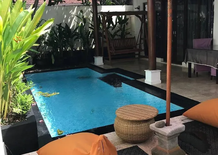 706 Urban Oasis Near Airport Villa